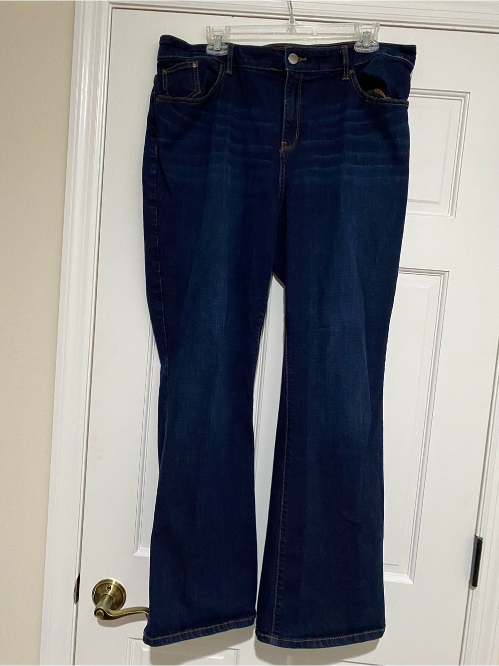 CHICO’s Dark Blue Women’s Flare Leg Jeans - size 3
